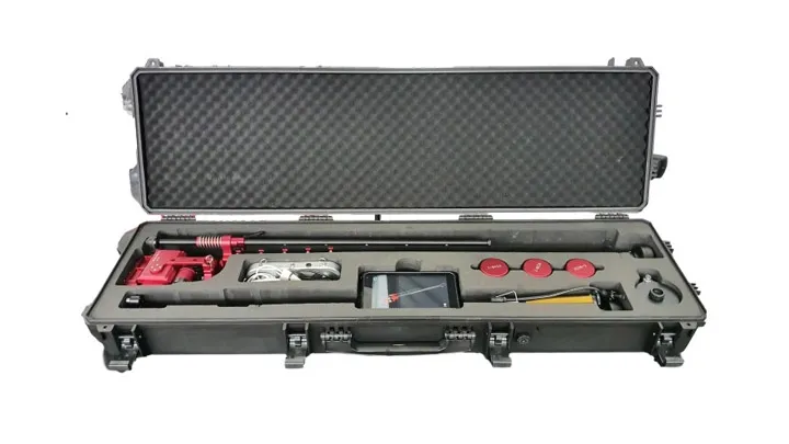 Functions and Applications of the Wireless Pipe Periscope